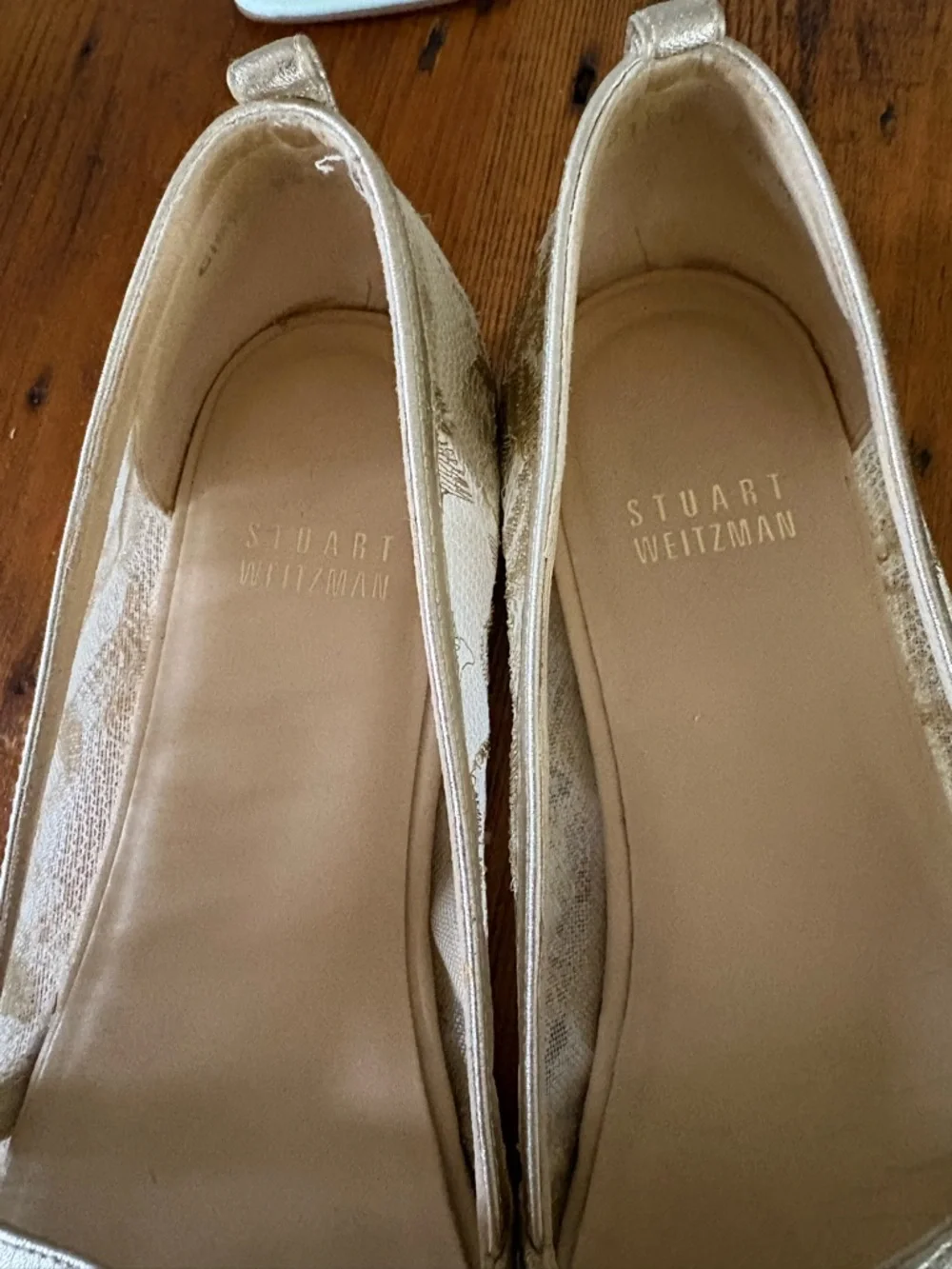 Stuart Weitzman Biarritz Espadrille Gold Lace Sheer Metallic Flats Sz 6.5